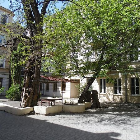 Vintazhnaya Apartment Одесса Экстерьер фото